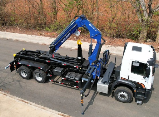 VW 31.320 – 6X4 TAILOR – COM ENGATE PARA JULIETA + GUINDASTE GRT 20.600 + ROLLON GR25 COM TRAVA