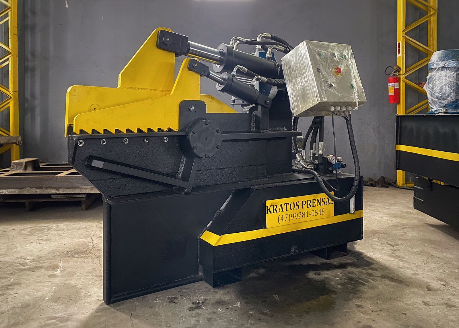 Tesoura Hidráulica TH 600 –  600 Toneladas