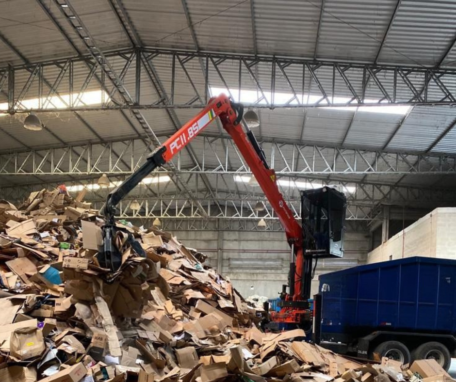 Guindaste sucateiro 11.85 POTENZA